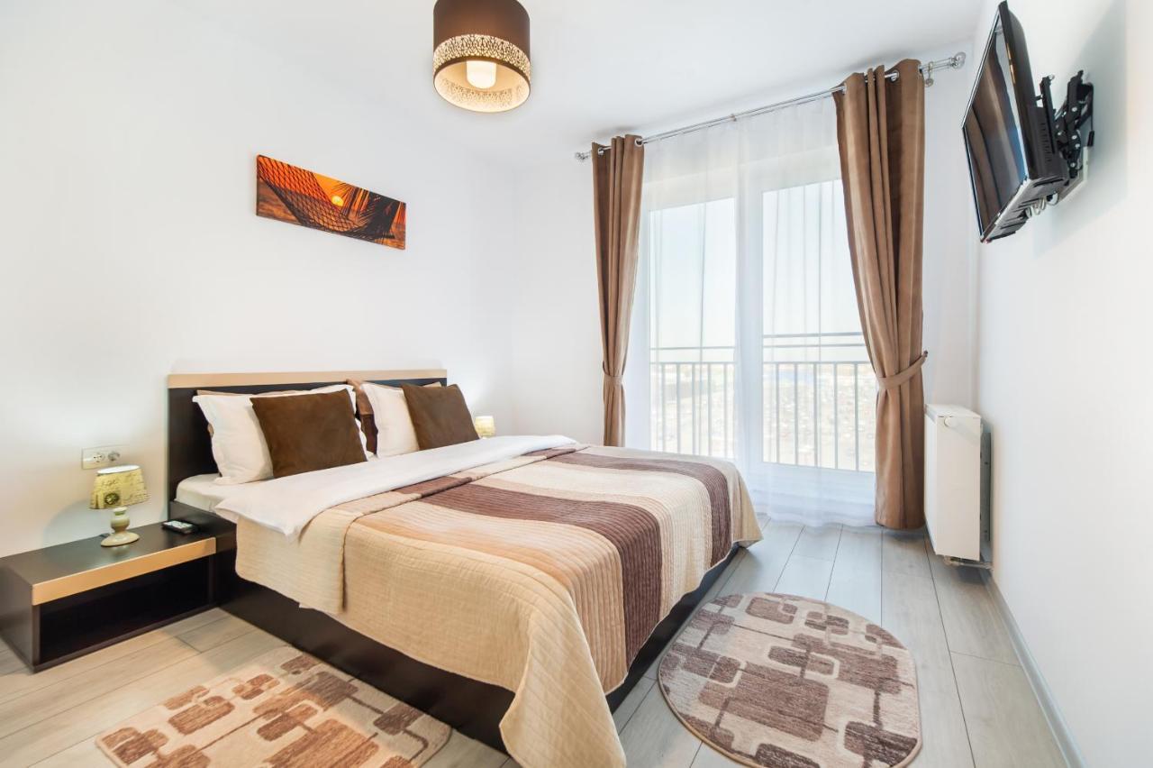 Dream Apartments Brasov Luaran gambar